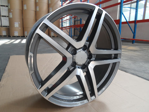 4 New 18x9.5Rims wheels ET 35mm  CB 66.6mm  Alloy Wheel Rims  W815